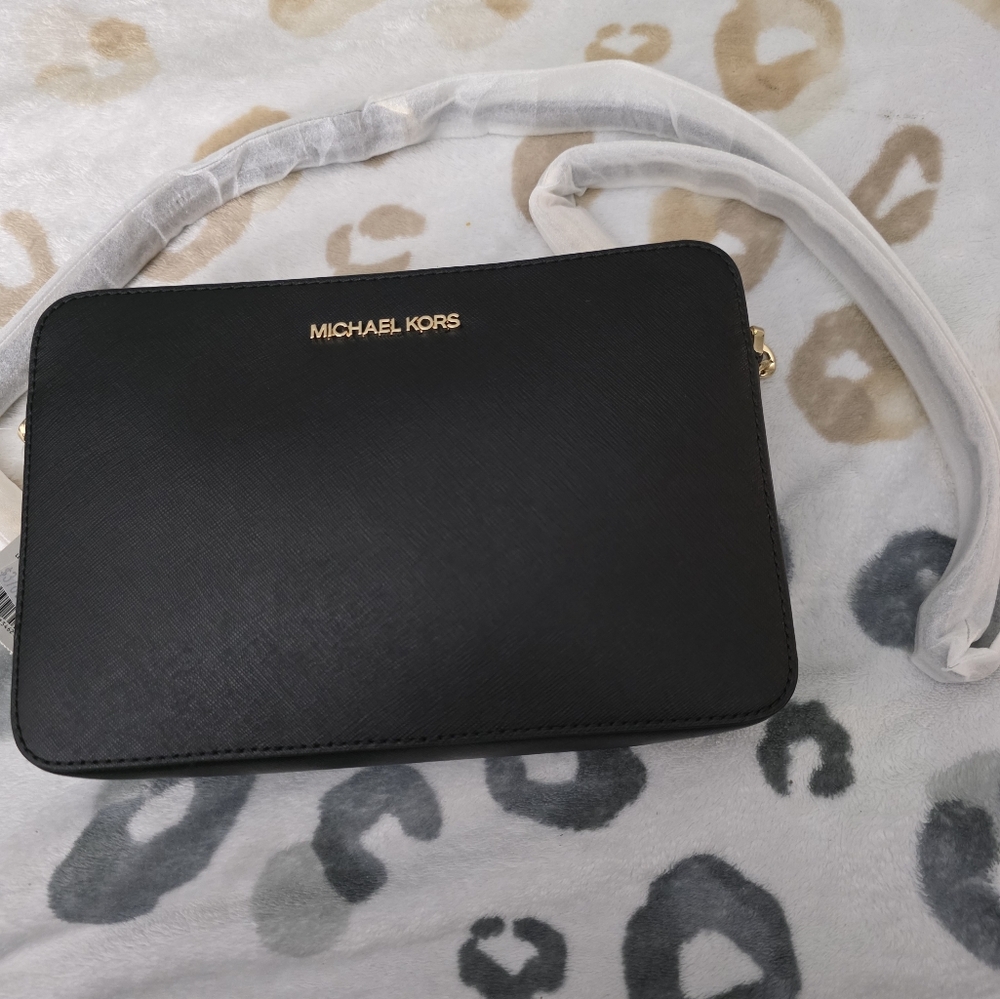 Michael Kors Jet Set Large Black Crossbody NWT Factory Wrapped